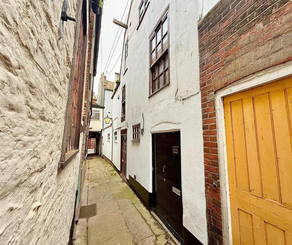 Main image of property: Hall Plain, Great Yarmouth