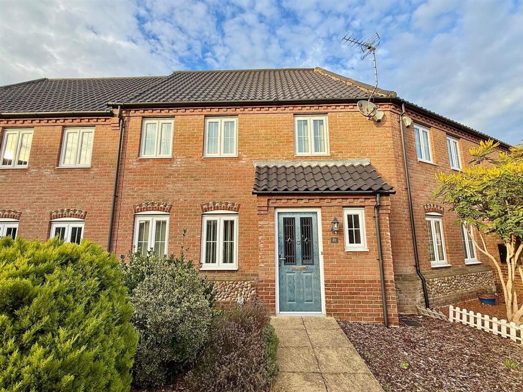 Main image of property: Stable Field Way, Hemsby