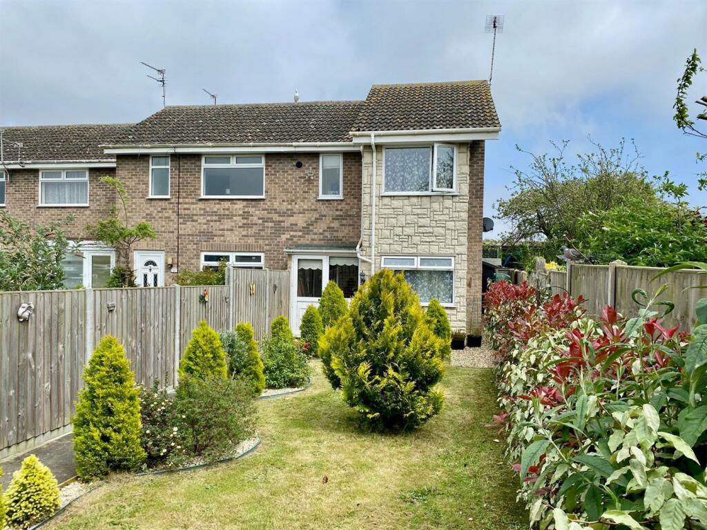 2 bedroom house for sale in Catchpole Close, Kessingland, Lowestoft
