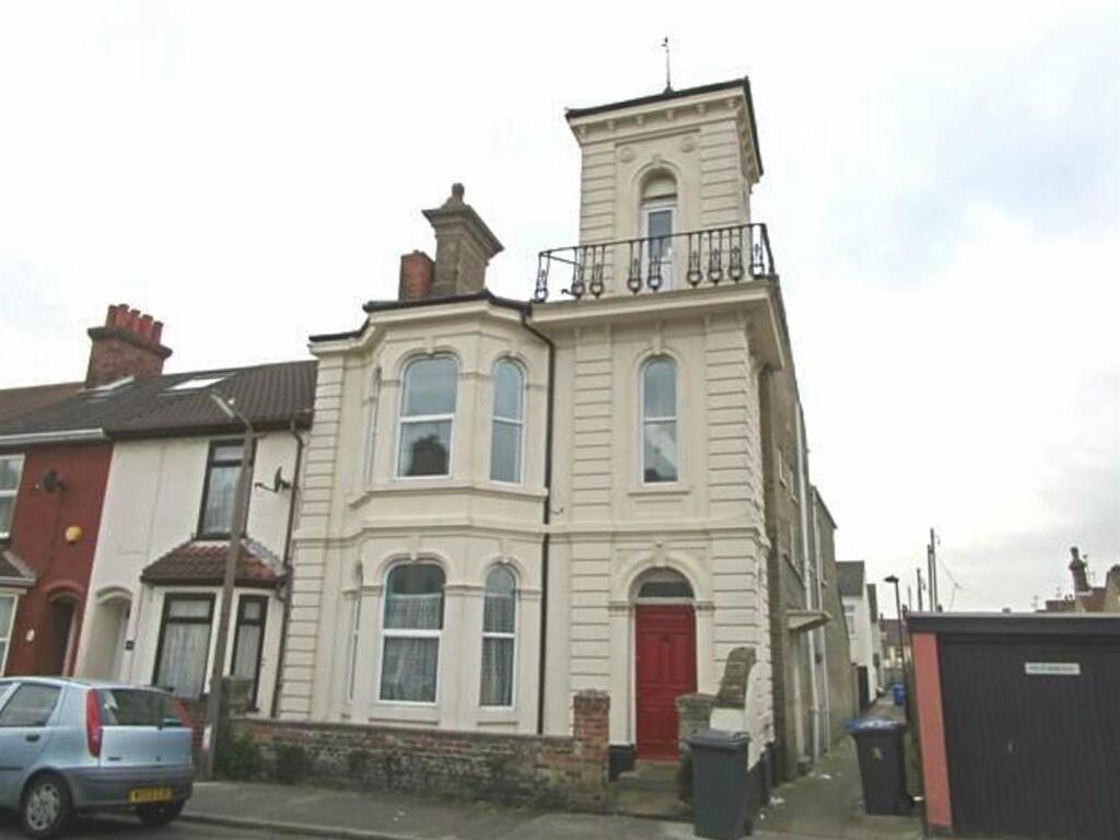 Main image of property: Queens Road, Lowestoft. NR32 1TD