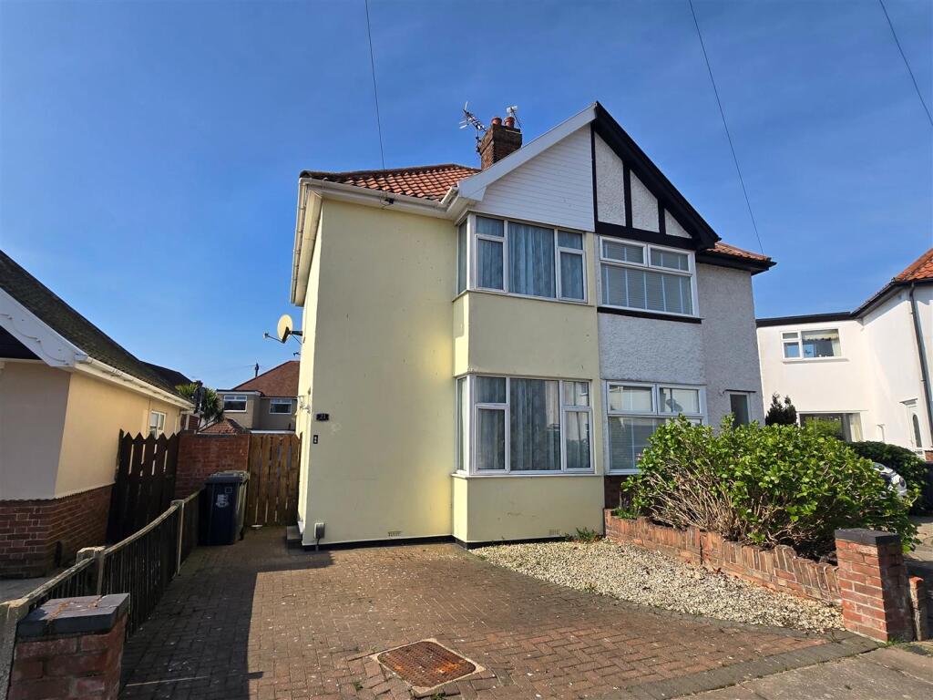 Main image of property: West Avenue, Gorleston