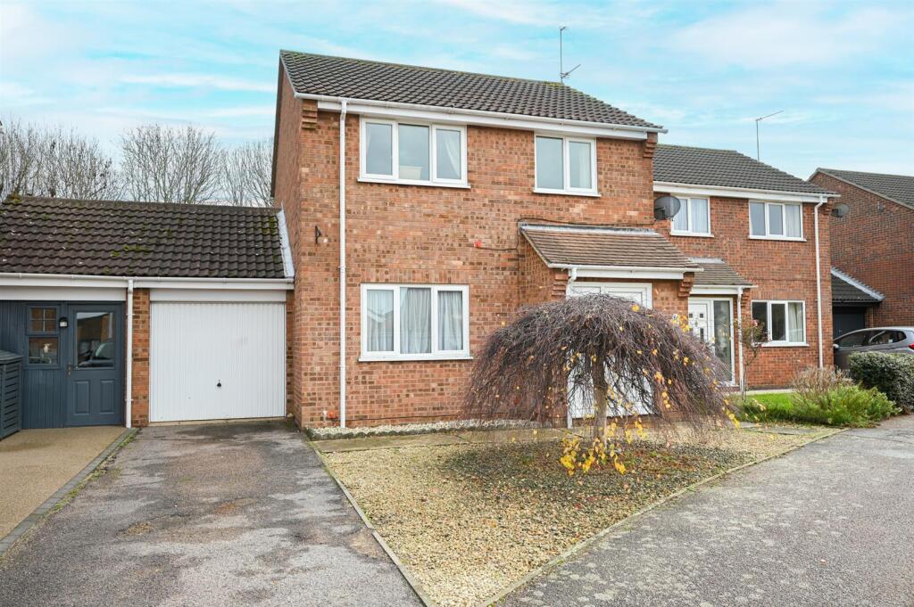 Main image of property: Potters Drive, Hopton, Great Yarmouth