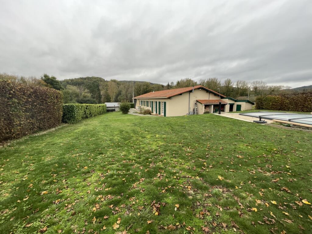 Main image of property: 31310 montbrun-bocage