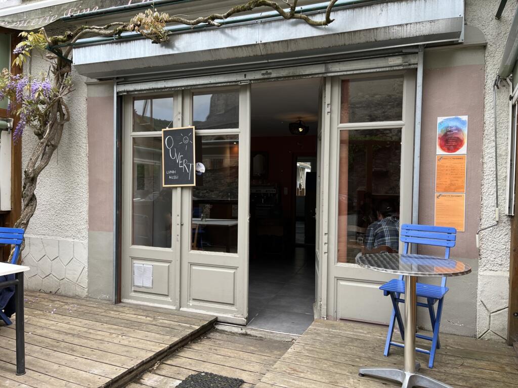 Main image of property: 09320 massat