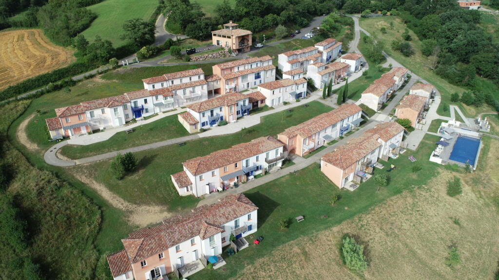 Main image of property: 09130 carla-bayle