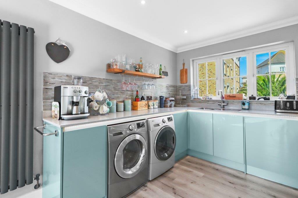 Additional property image - Palmyra Place, Eastbourne