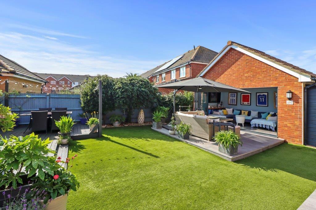 Additional property image - Palmyra Place, Eastbourne