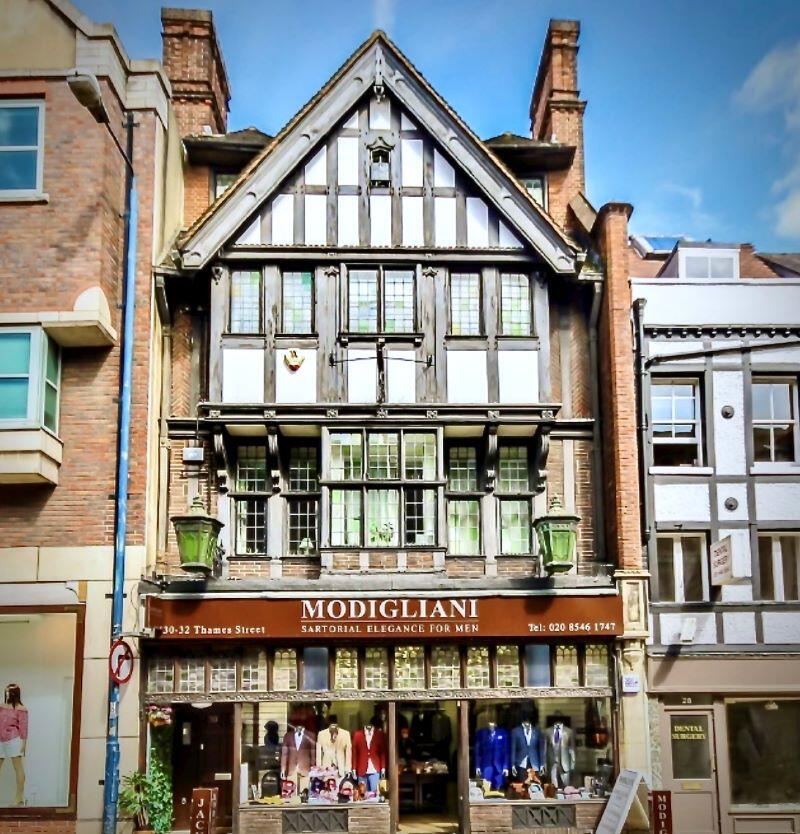 Main image of property: 30-32 Thames Street, Kingston upon Thames, Surrey, KT1 1PE