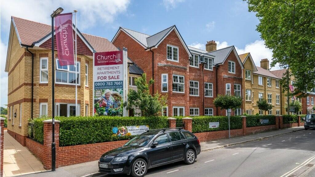 Main image of property: 1 Bed Apartment, Knights Lodge, Lymington