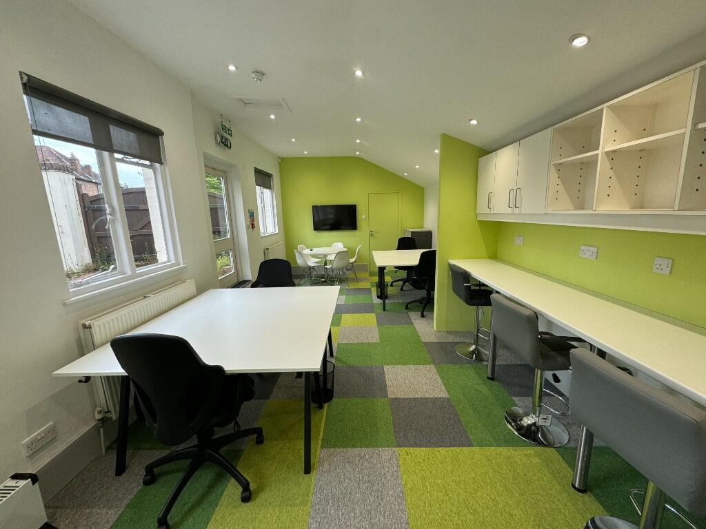 Additional property image - Warwick New Road, Leamington Spa, Warwickshire, CV32
