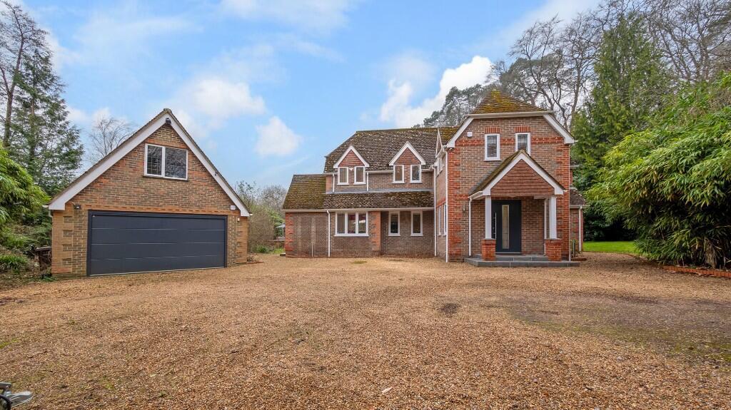Main image of property: Moor Park Way, Farnham, Surrey