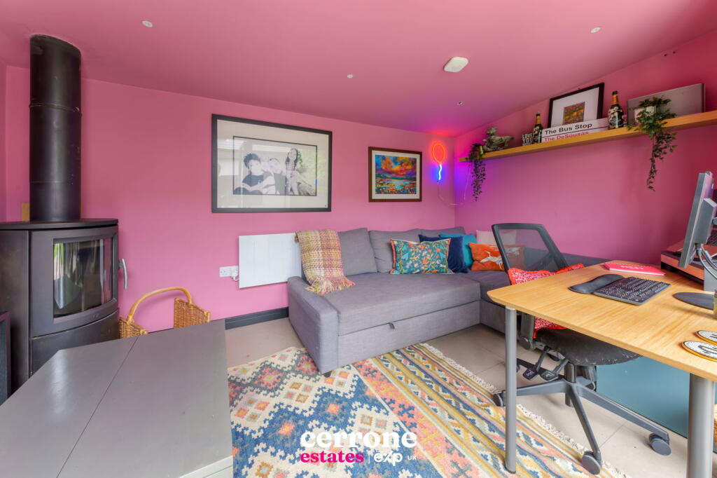 Additional property image - Birmingham Road, Marlbrook, Bromsgrove, B61 0HR