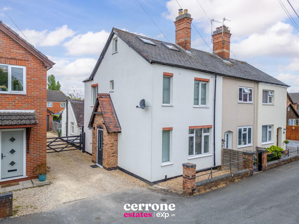Main image of property: Churchfields Cottage, Churchfields Road, Bromsgrove, B61 8EB