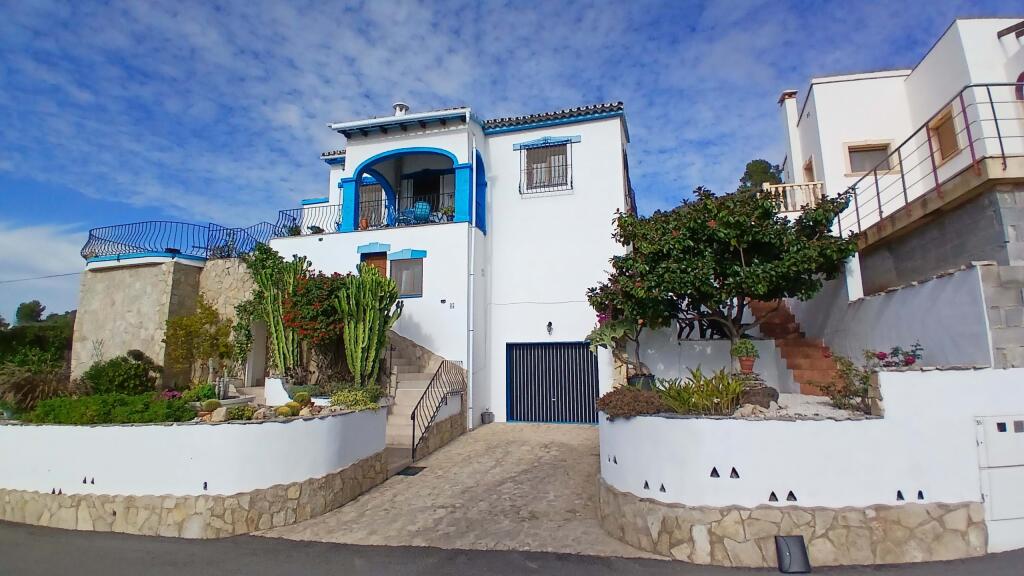 Main image of property: Valencia, Alicante, Senija