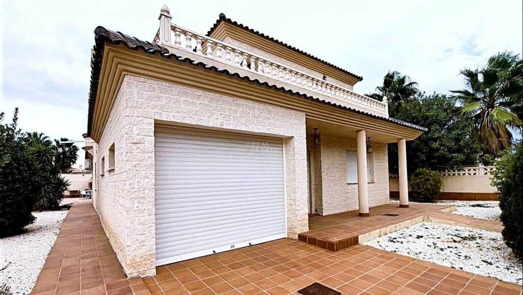 Main image of property: Murcia, La Manga del Mar Menor