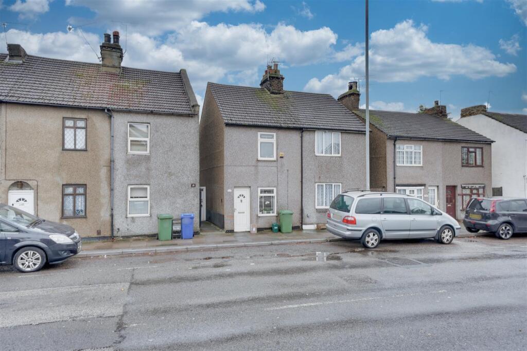 Main image of property: London Road, Grays