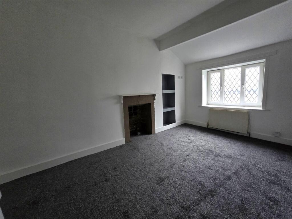 Additional property image - Burnley Road, Colne
