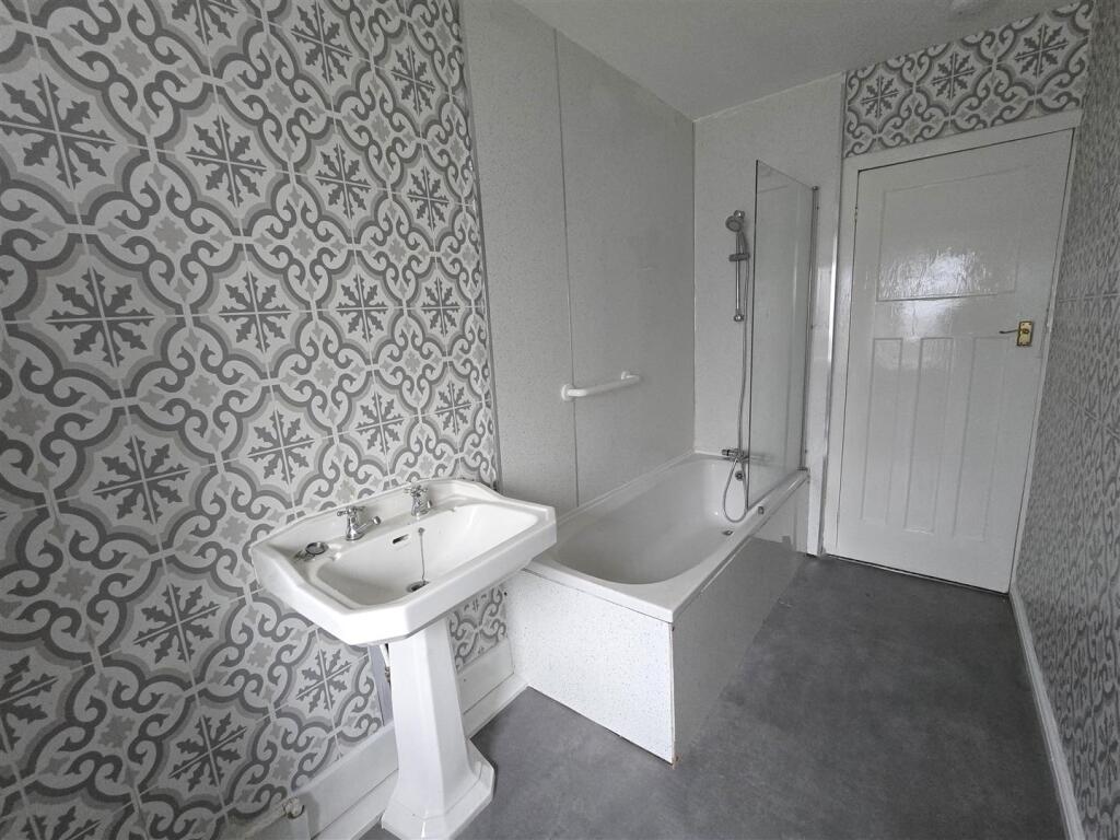 Additional property image - Burnley Road, Colne