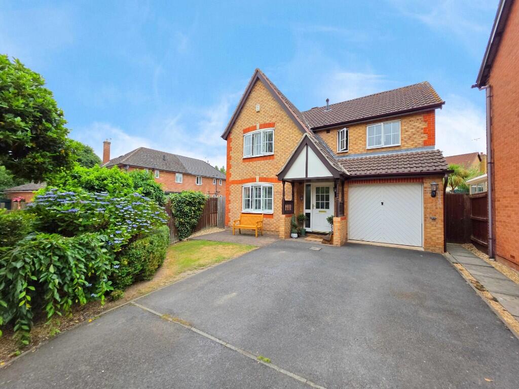Main image of property: Linton Close, Bawtry, Doncaster, DN10