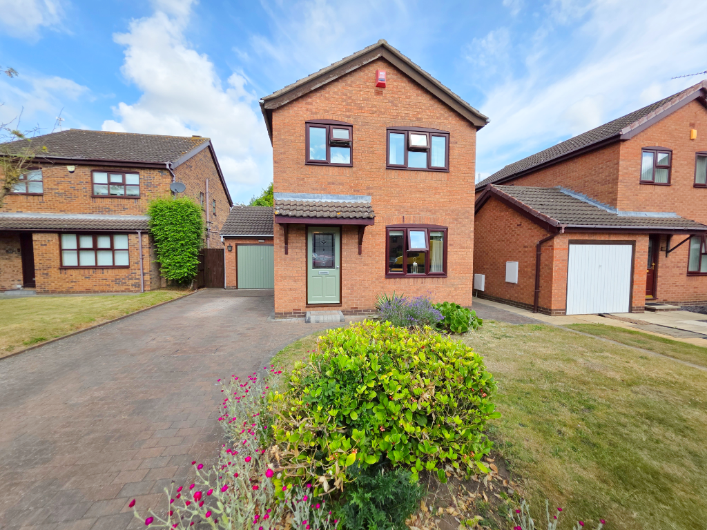 Main image of property: Thealby Gardens, Doncaster, South Yorkshire, DN4