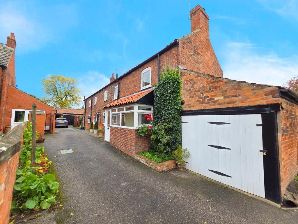 Main image of property: North Moor Road, Walkeringham, DN10