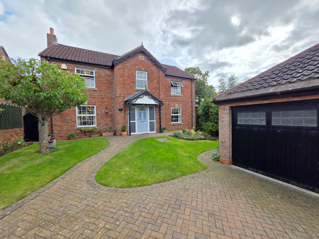 Main image of property: Crackle Hill, Westwoodside, DN9