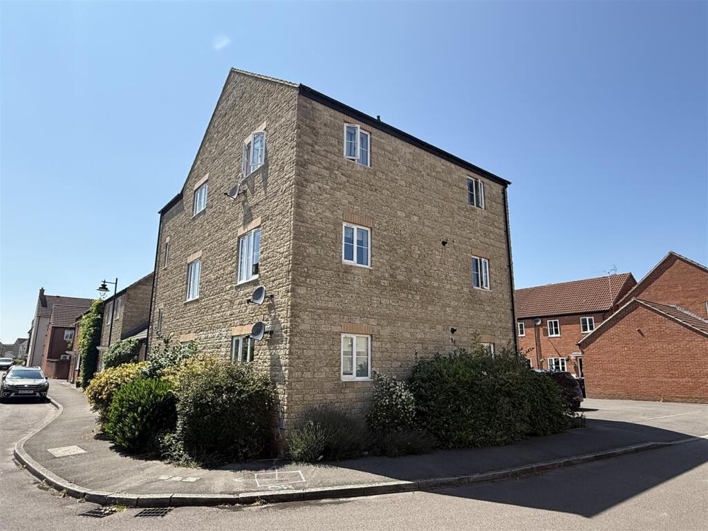 Main image of property: Minnow Close, Calne