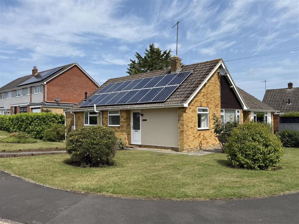 Main image of property: Fairway, Calne
