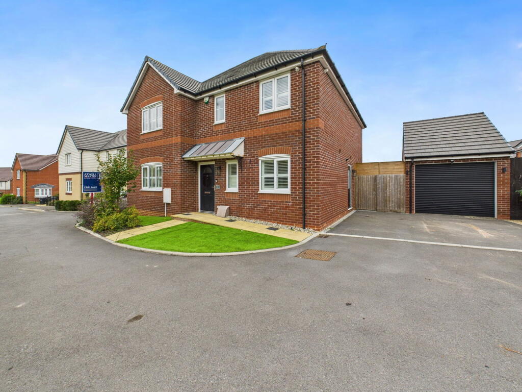 Main image of property: Juniper Close , Calne, SN11 8GP