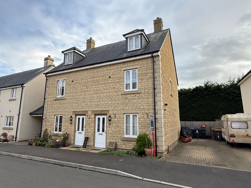 Main image of property: Station Road, Calne, SN11 0HB