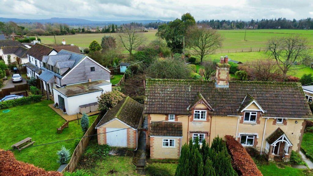 Main image of property: Studley, Calne, SN11 9NH