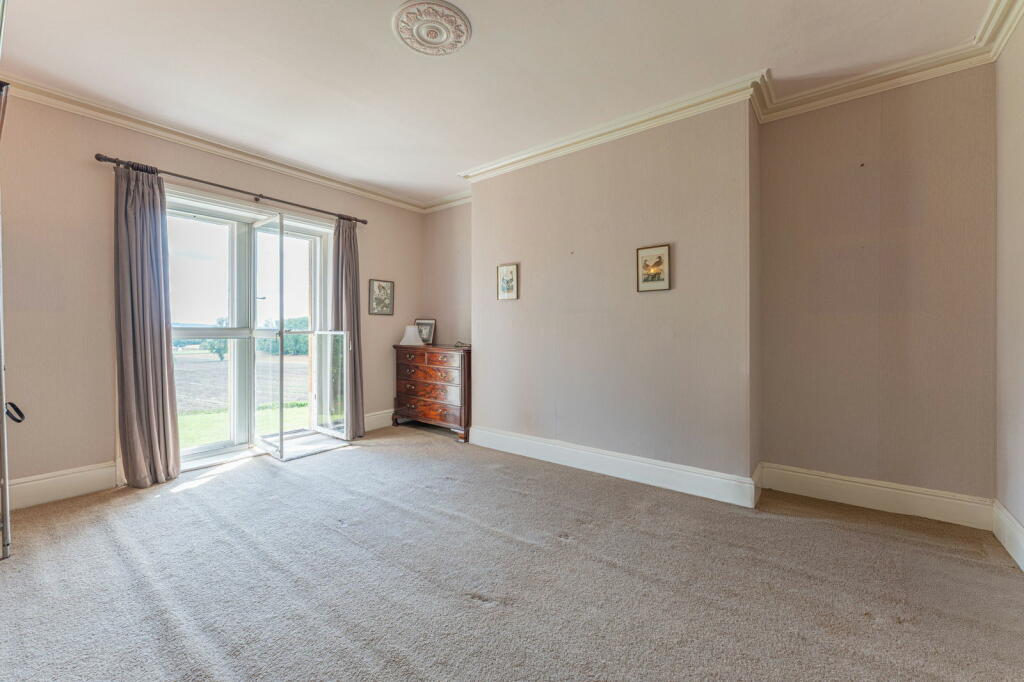 Additional property image - Apartment 3, Grafton Court, Temple Grafton B49 6NY