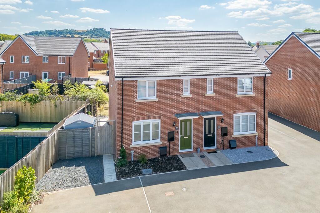 Main image of property: Elm Place, Meon Vale CV37 8FY