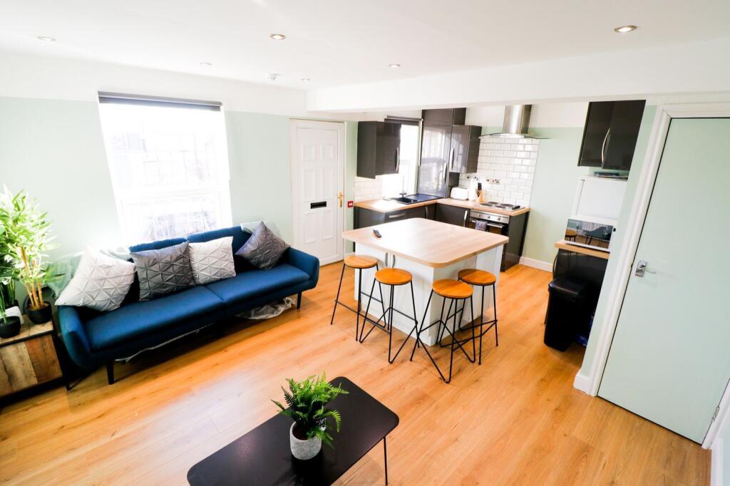 Main image of property: Leslie Terrace, Leeds