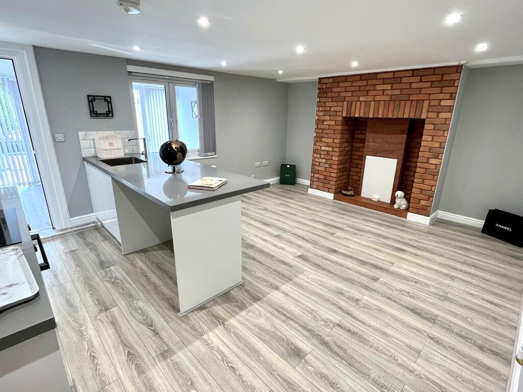 Main image of property: Garden Flat,  Austhorpe Road, Leeds