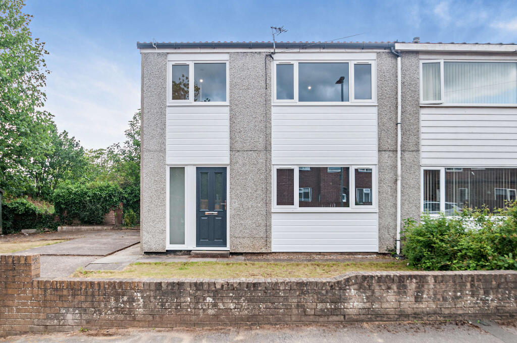 Main image of property: Queens Square, Pontefract, West Yorkshire
