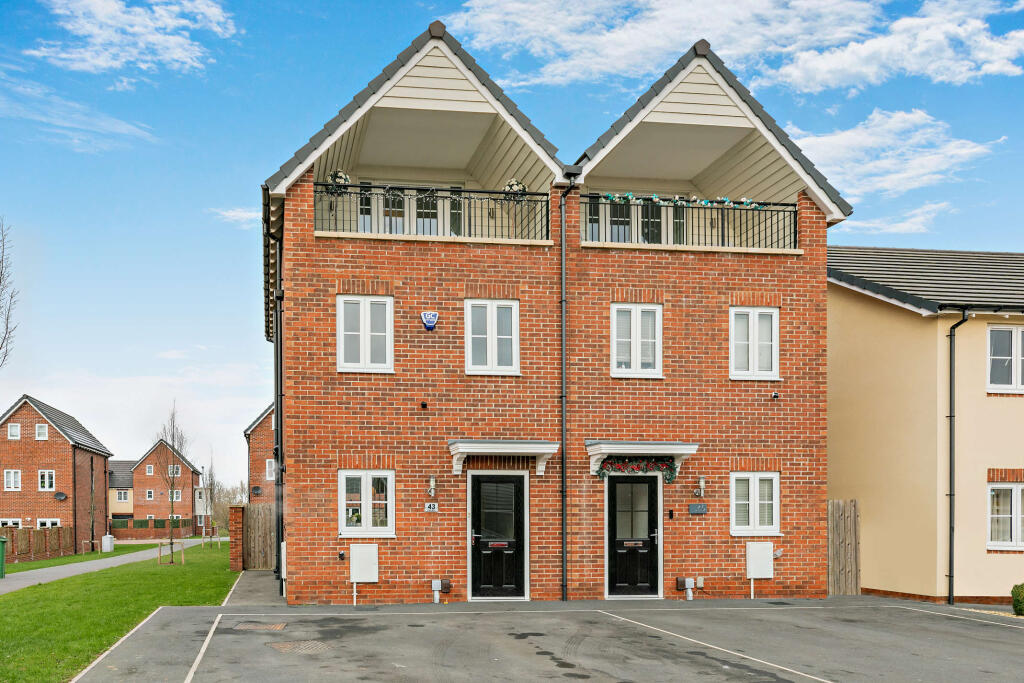 Main image of property: Park Way, Castleford, West Yorkshire, Wakefield, WF10 1BU