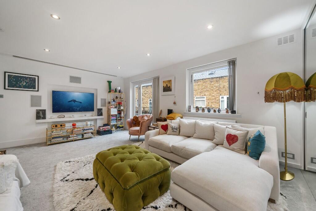 Main image of property: Steeles Mews South, Belsize Park, NW3 