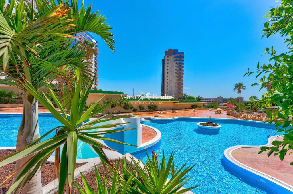 Main image of property: Canary Islands, Tenerife, Playa Paraiso