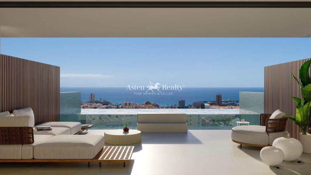 Main image of property: Canary Islands, Tenerife, Los Cristianos