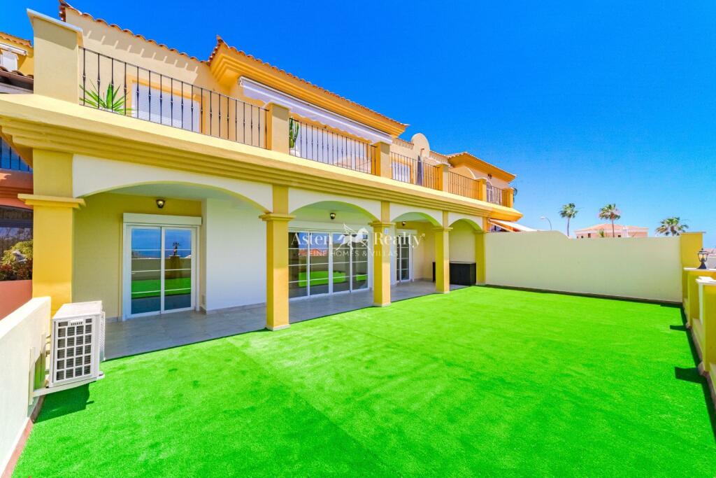 Main image of property: Canary Islands, Tenerife, San Eugenio