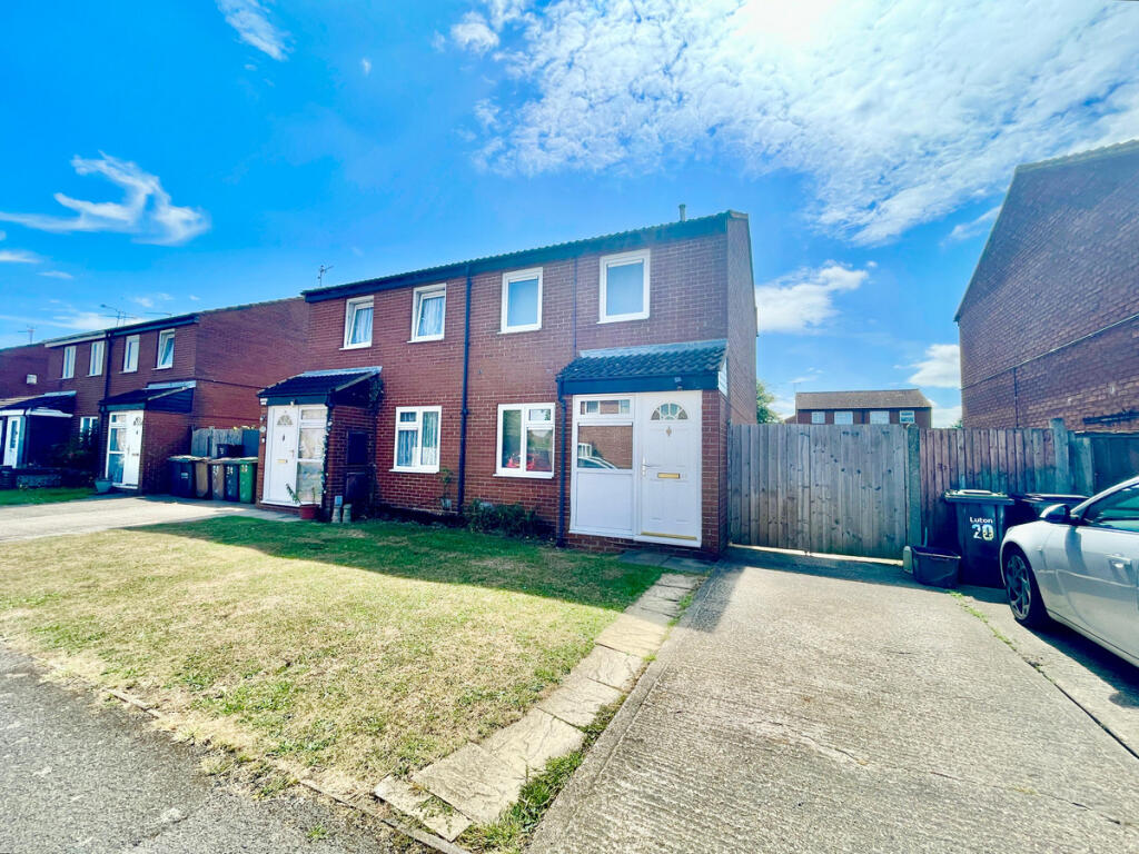 Main image of property: Lapwing Road, Luton, LU4