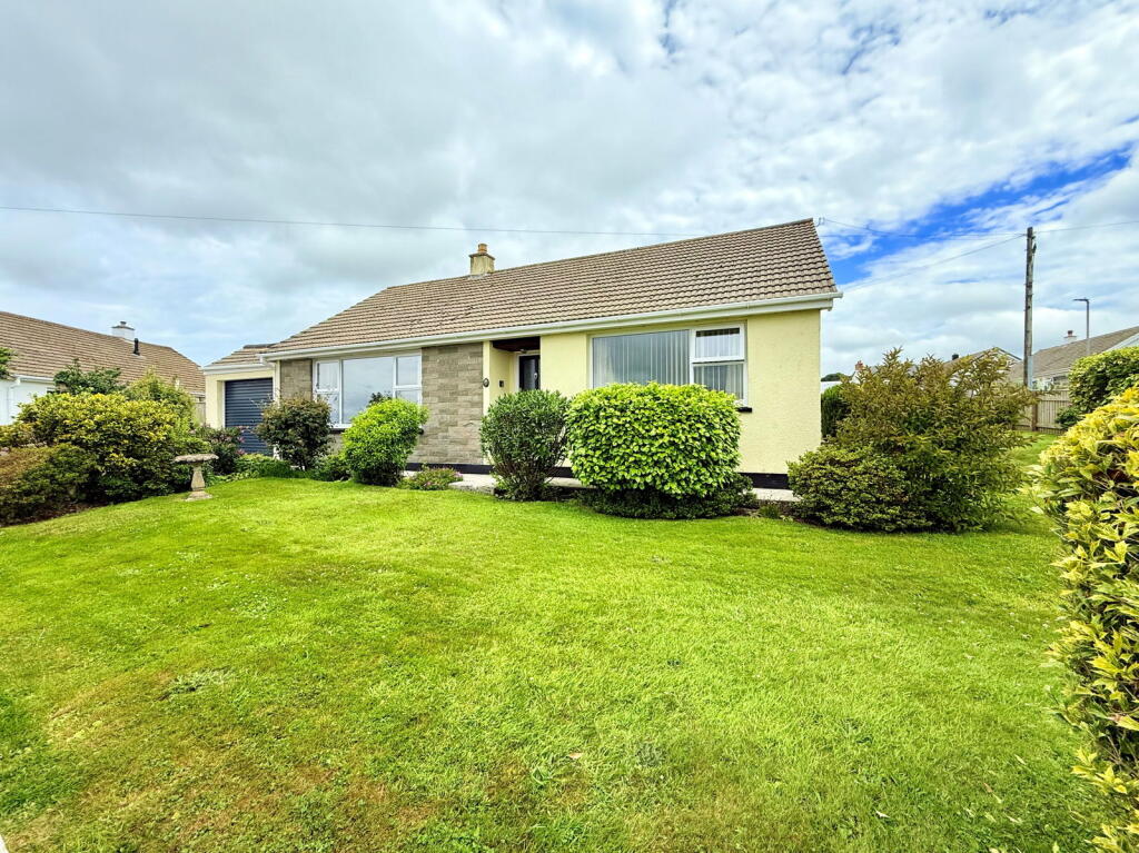 Main image of property: Albany Gardens,Redruth,TR15 2PA