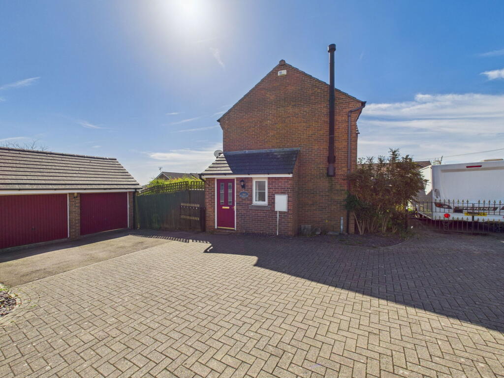 Main image of property: Forest Rise, Cinderford, GL14 2BX