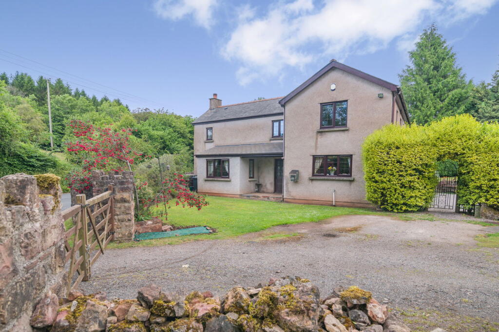 Main image of property: The Scowles, Coleford