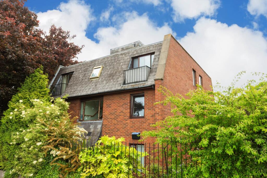 Main image of property: 1 Herbert Park Mews, Rampart Lane, Donnybrook, Dublin 4