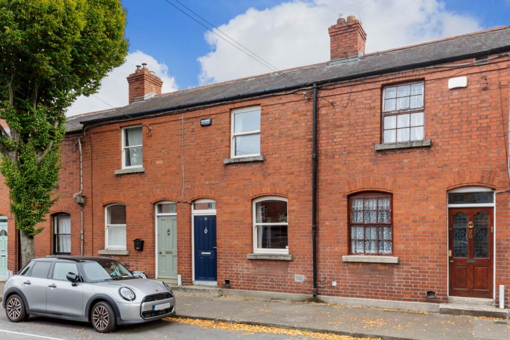 Main image of property: 21 Kingsland Parade Dublin 8