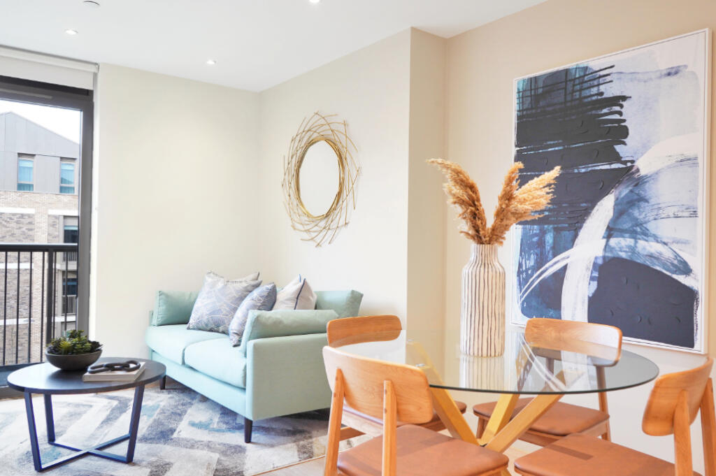 Main image of property: The Oakgate