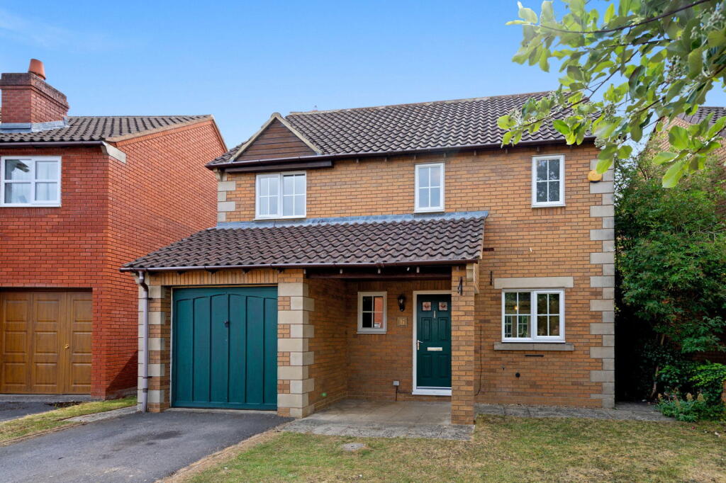 Main image of property: Kingsclere Drive, Bishops Cleeve, Cheltenham, GL52