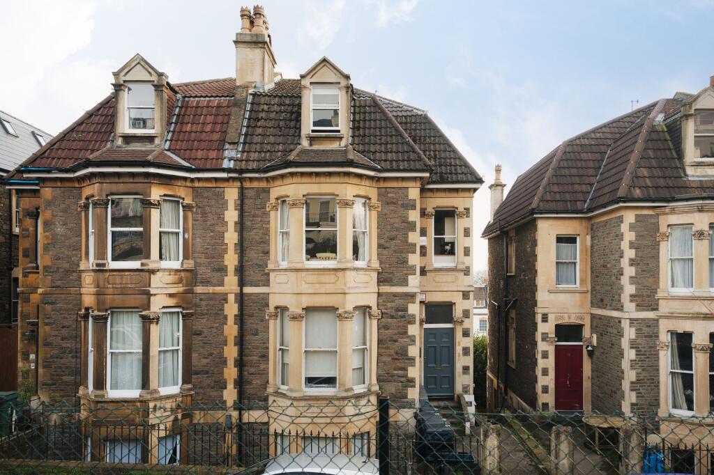 Main image of property: First Floor Flat, 13 York Gardens